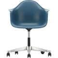 Eames Plastic Armchair Pacc - 83 Sea Blue - Castors Soft - Skrivbordsstolar - Charles & Ray Eames - Blå