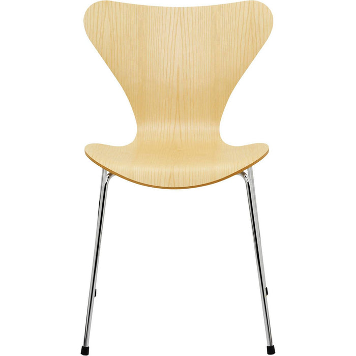 Photo of 3107 Sjuan, Ash veneer - Dining chairs - Arne Jacobsen - Wood-coloured - Metal/wood