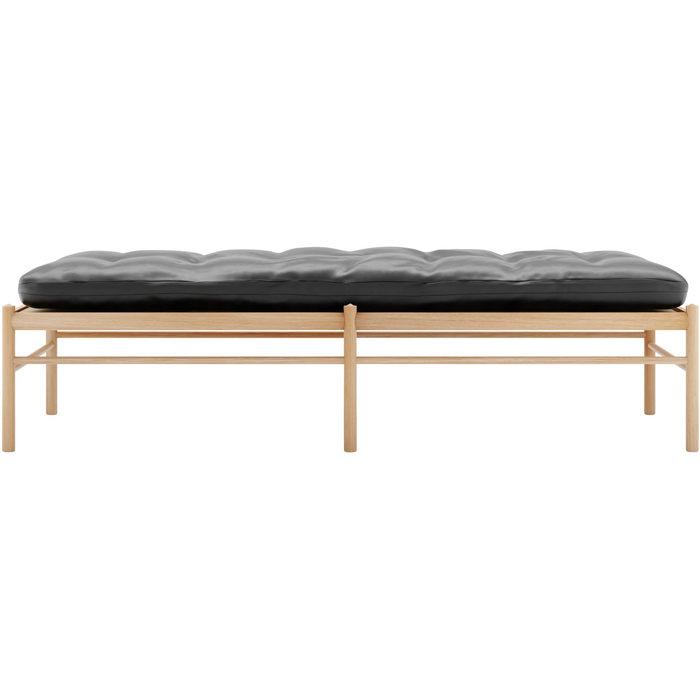 Photo of Carl Hansen - OW150, Oiled Oak, Leather Group C Sif
