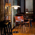 Thumbnail photo of Ph 4½-3½ Gulvlampe Glas