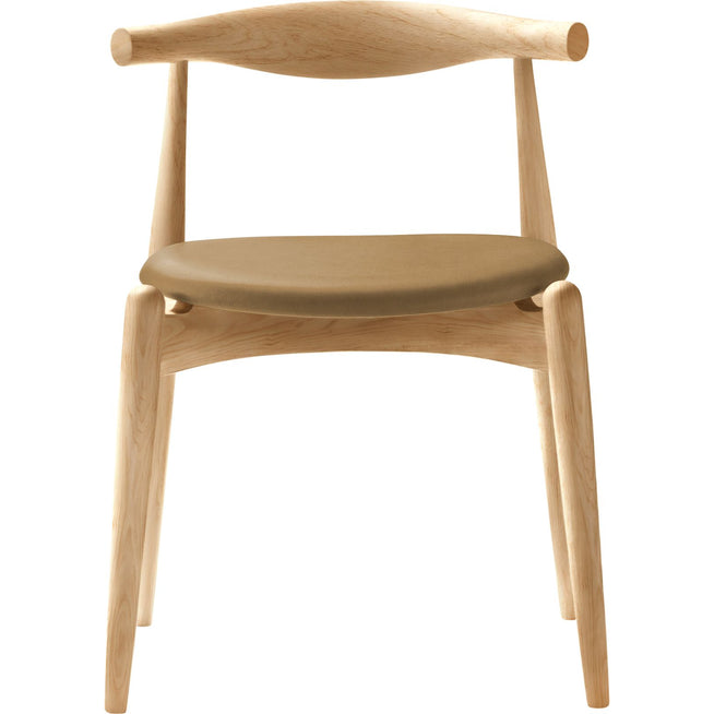 Photo of Carl Hansen - Ch20, Clear lacquered oak, Leather group B Thor