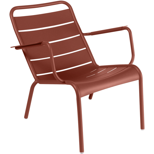 Photo of Luxembourg Low Armchair Red Ochre 20 - Outdoor dining chairs - Frédéric Sofia - Red - Metal
