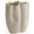 Thumbnail photo of Isabela Vase S