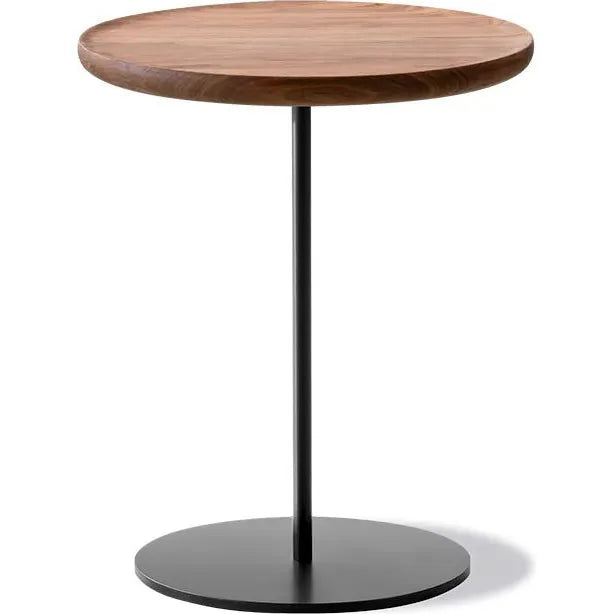 Photo of Pal Side Table 6751 By Keiji Takeuchi - Sidebord - Black Lacquered Oak /