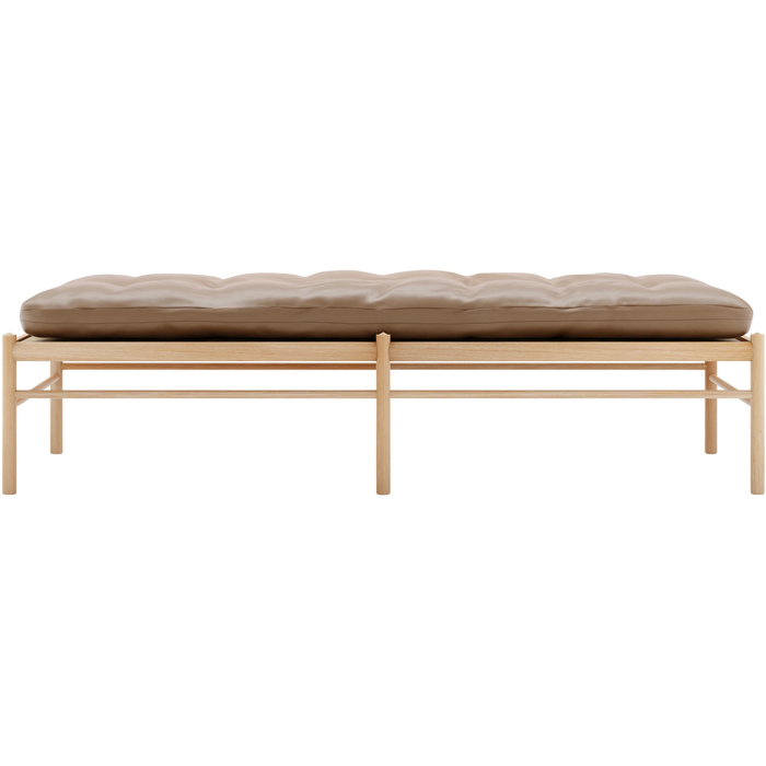 Photo of Carl Hansen - OW150, Oiled Oak, Leather Group C Sif