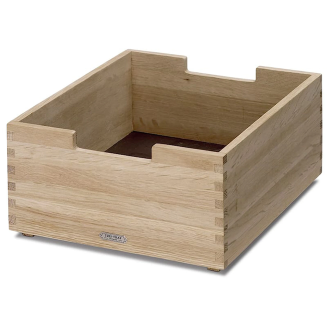 Photo of Cutter Low Oak - Small Storage - Niels Hvass - Wood-coloured