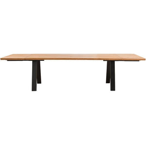 Photo of WZ.02 plank table