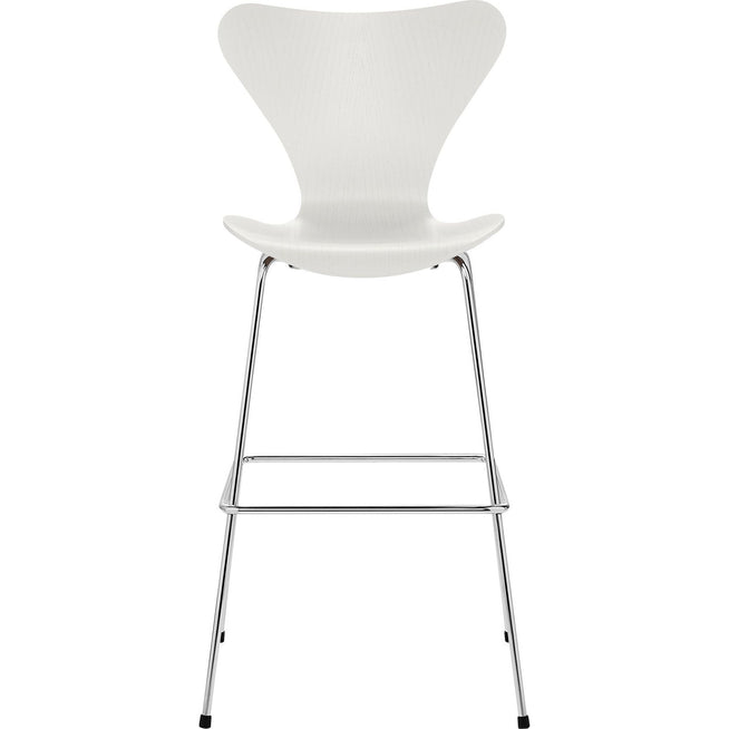 Photo of 3197 Sjuan Coloured Ash Veneer - White - Bar stools & Bar stools - Arne Jacobsen - White - Metal/wood