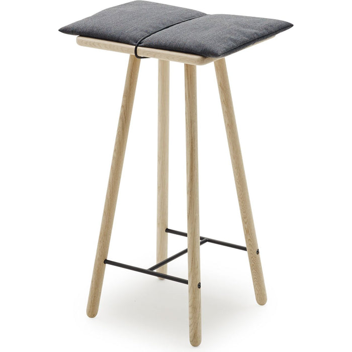 Photo of Georg Bar Stool Untreated seat height 66 cm - benches - Christina Liljenberg Halstrøm - Leather/wood/wool