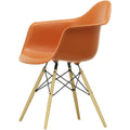 Eames Plastic Armchair Daw - 43 Rusty Orange - Ash Honey Tone - Matstolar - Charles & Ray Eames - Orange - Metall/trä/plast