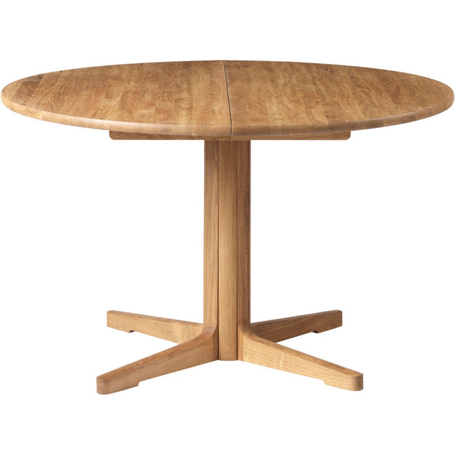 Photo of C69e Ry Dining Table Ø: 120 cm - oiled oak