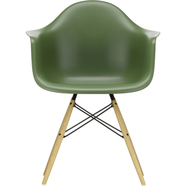 Photo of Eames Plastic Armchair Daw - 48 Forest - Ash Honey Tone - Matstolar - Charles & Ray Eames - Grön - Metall/trä/plast