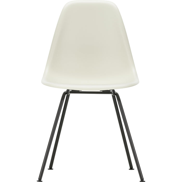Eames Plastic Chair Dsx - 11 Pebble - Basic Dark Base - Matstolar - Charles & Ray Eames - Vit - Metall/plast