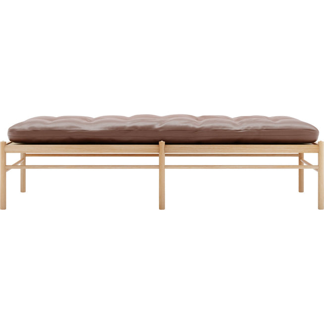 Photo of Carl Hansen - OW150, Oiled Oak, Leather Group C Sif