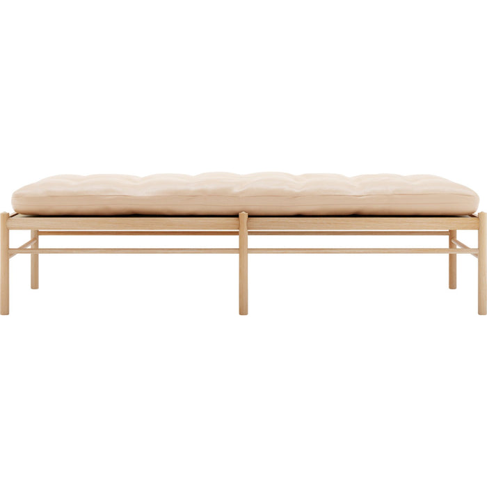 Photo of Carl Hansen - OW150, Oiled Oak, Leather Group C Sif