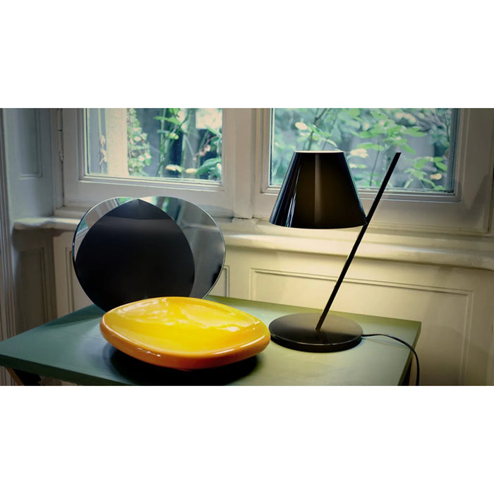 Photo of La Petite Table Lamp