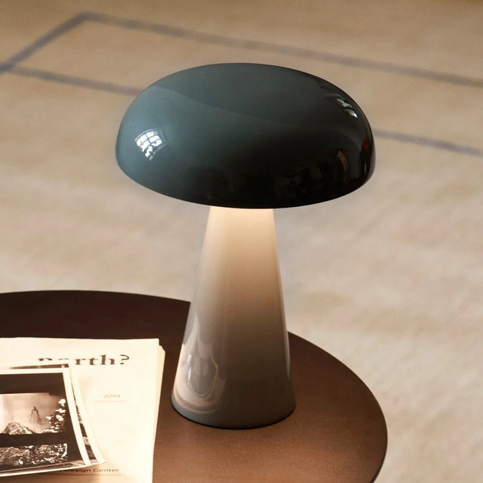 Photo of Como SC53 Portable Table Lamp