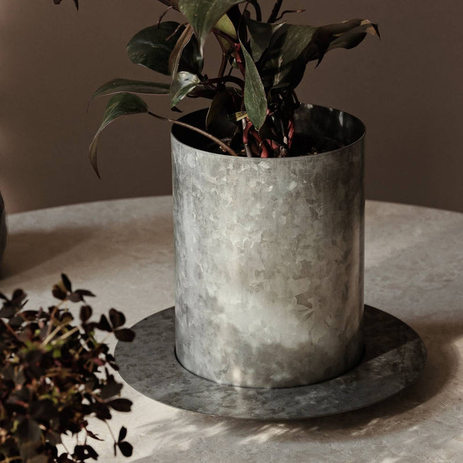 Photo of Auran Potte - Urtepotte - Small - Galvanized - W25 X D25 X H21 Cm