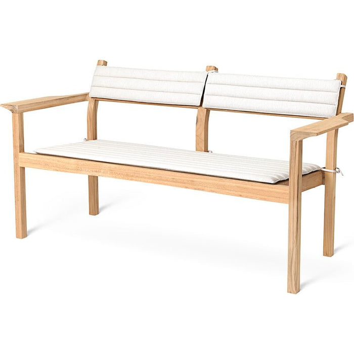 Seat cushion for the AH701 Outdoor Lounge Sofa from Carl Hansen & Søn