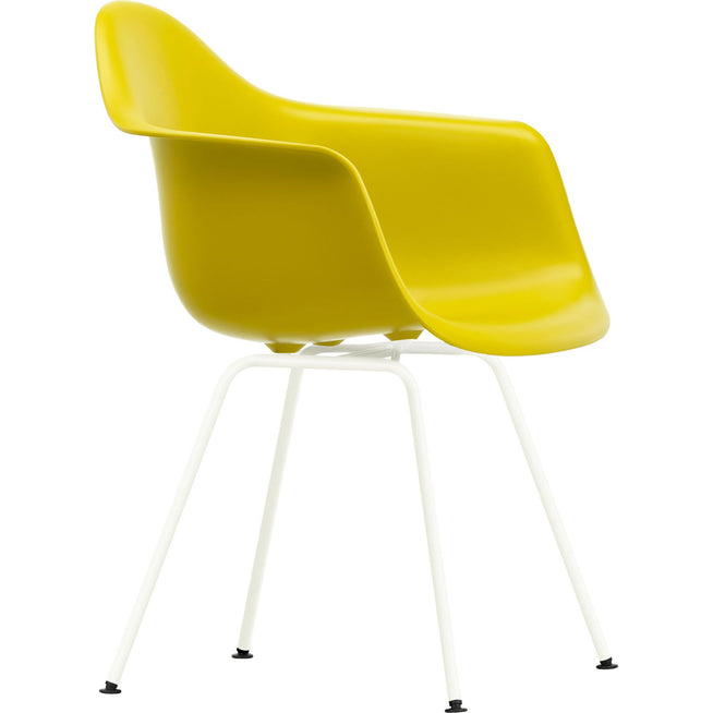 Photo of Eames Plastic Armchair Dax - 34 Mustard - White Base - Matstolar - Charles & Ray Eames - Gul - Metall/plast
