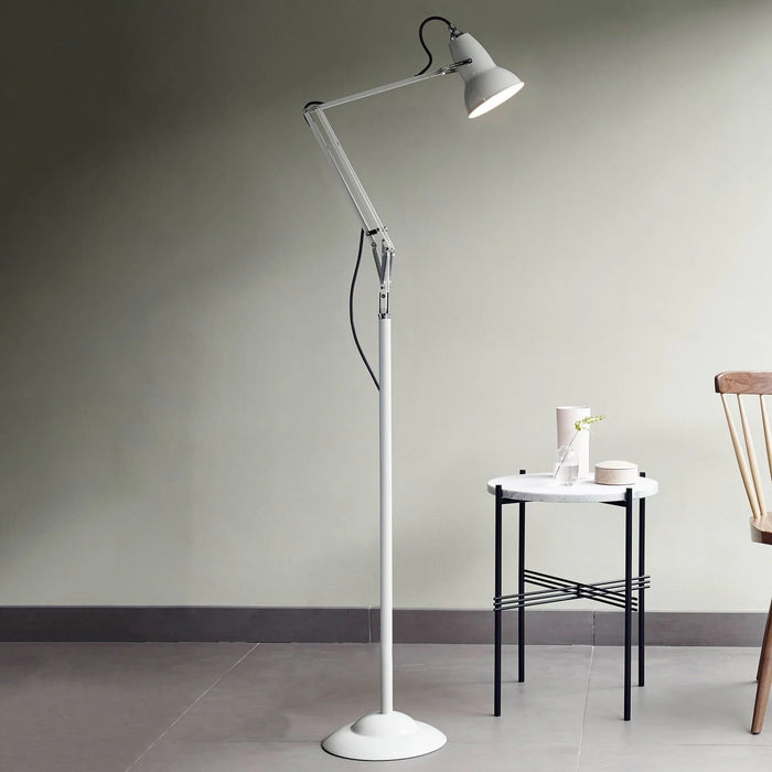 Photo of Original 1227 - Golvlampa, Dove Grey - Läslampor - George Carwardine - Grå