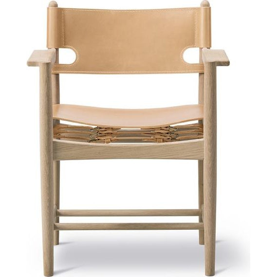 Photo of Den Spanske Stol 3238 By Børge Mogensen  - Spisebordsstol - Oiled Smoked Oak / Black Saddle Leather - W64,5 X D48 X H84,5 X Sh46 Cm