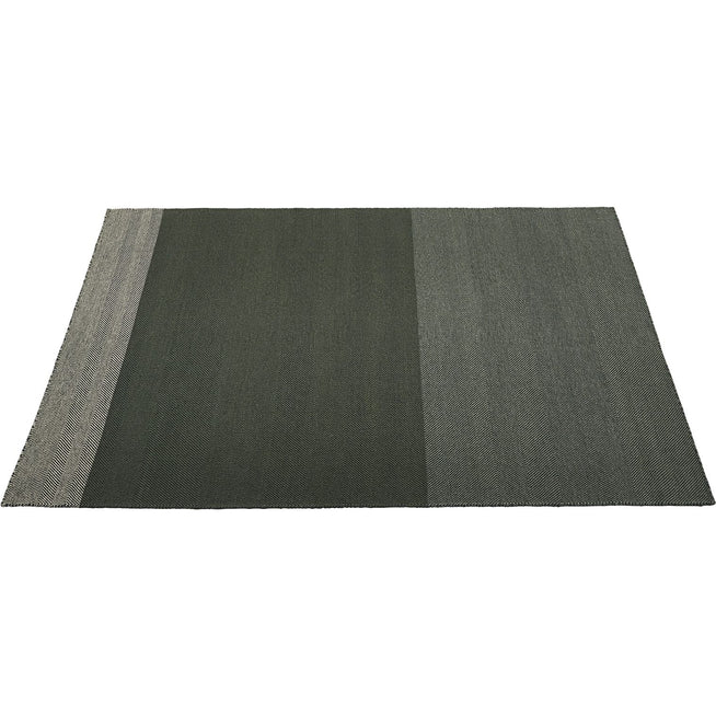 Photo of Varjo Rug - 170 x 240 cm - Dark Green - Solid coloured rugs