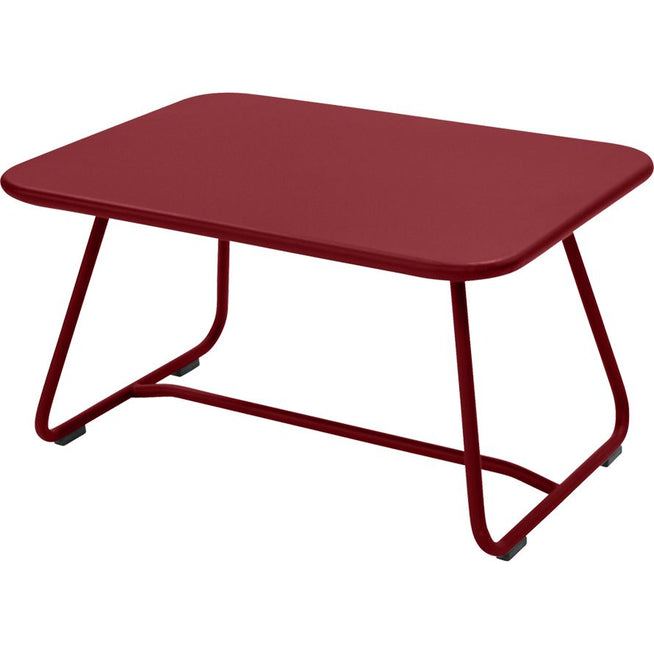 Photo of Sixties Low Table Chili 43 - Side Table Outdoor - Red - Metal