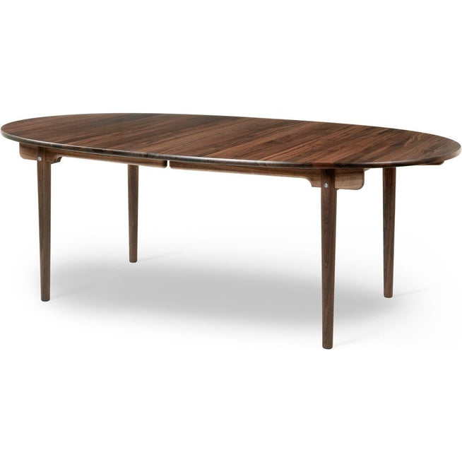 Photo of Ch338 Dining table extendable with space for 4 inserts Oiled