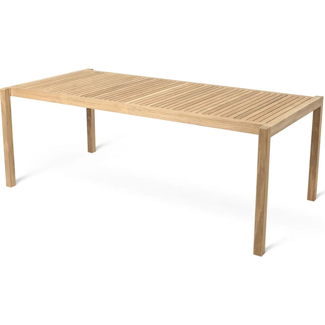 Photo of AH901 Outdoor Dining Table from Carl Hansen & Søn