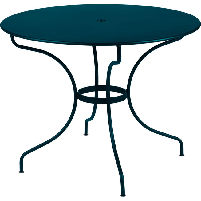 Photo of Opera+ Table Ø 96 cm, Acapulco Blue - Matbord Utomhus - Studio Fermob - Blå - Metall