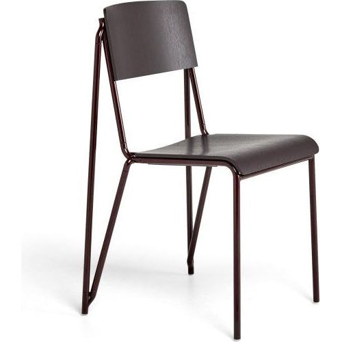 Photo of Petit Standard Dark Bordeaux Stained Oak / Dark Bordeaux Coated Steel - Matstolar - Daniel Rybakken - Röd - Metall/trä