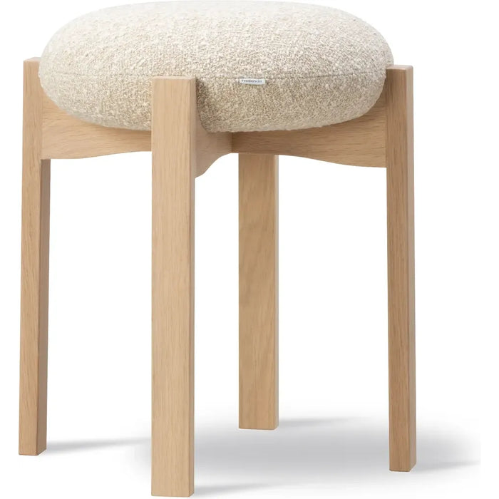 Photo of Pioneer Stool 6830 / By Maria Bruun - Skammel - Zero 0001 / Oak Lacquered - Ø41 X H46 Cm