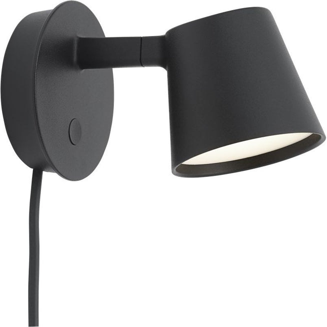 Photo of Tip Wall Lamp Black - Bedside lamps - Jens Fager - Black