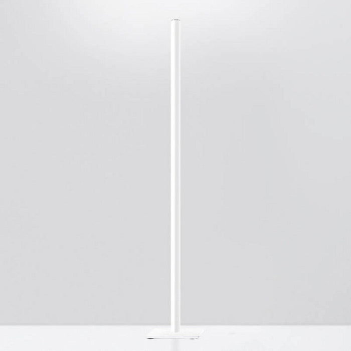 Photo of Ilio Mini Floor Lamp 3000k