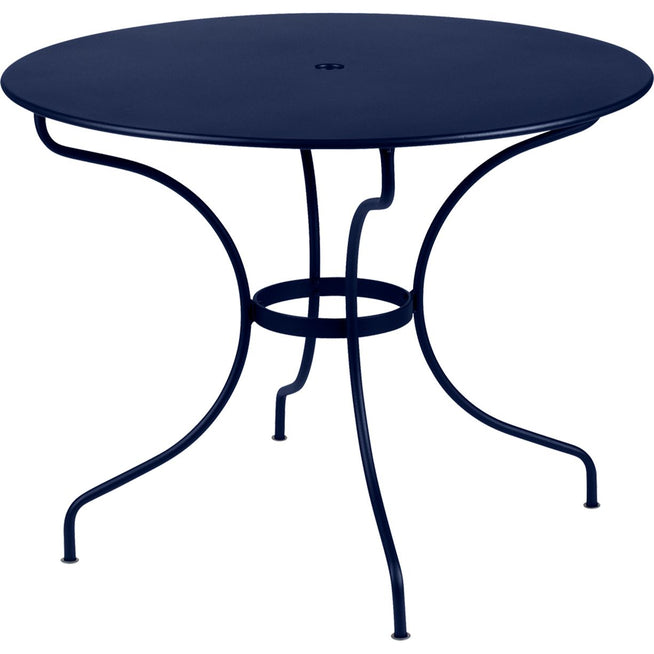 Photo of Opera+ Table Ø 96 cm, Deep Blue - Matbord Utomhus - Studio Fermob - Blå - Metall