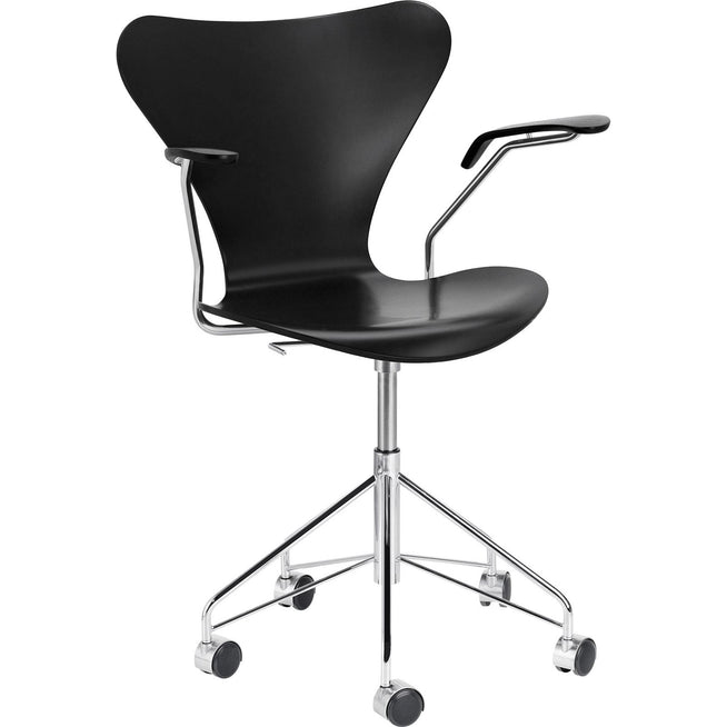 Photo of 3217 Sjuan, lacquered beech veneer, black - Desk chairs - Arne Jacobsen - Black