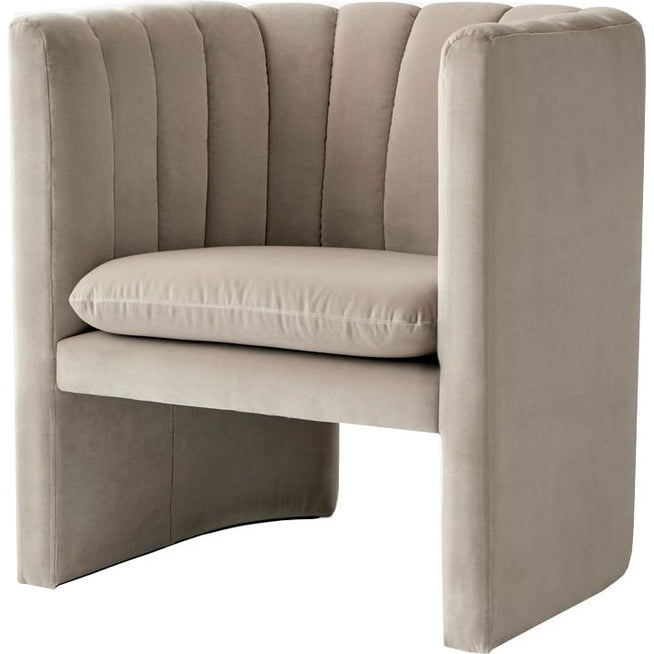 Photo of Loafer SC23 Armchair