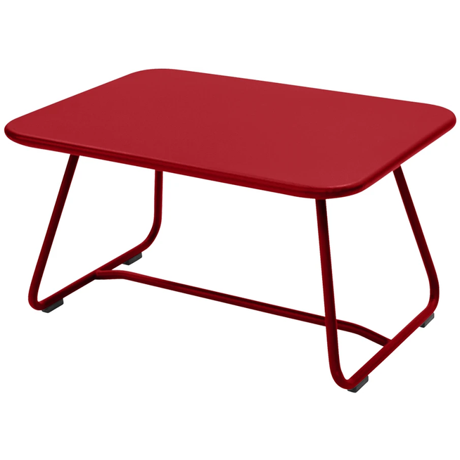 Photo of Sixties Low Table Poppy 67 - Small Tables & Side Tables Outdoor - Frédéric Sofia - Red - Metal