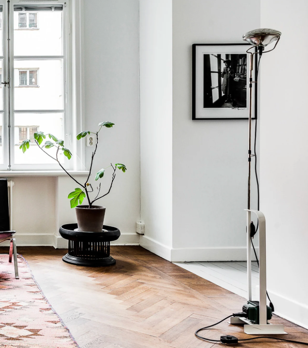 Toio Floor Lamp