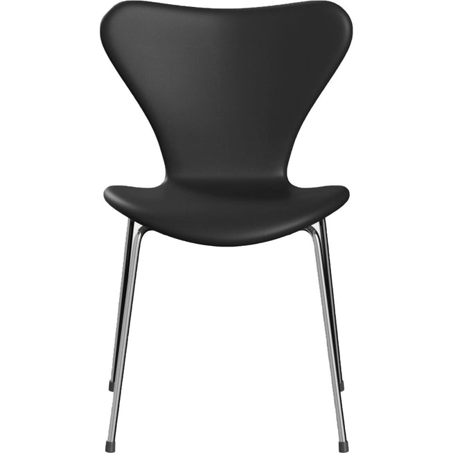 Photo of 3107 Sjuan - Fully upholstered, Leather, Soft Black - Dining chairs - Arne Jacobsen - Black - Leather/metal/wood