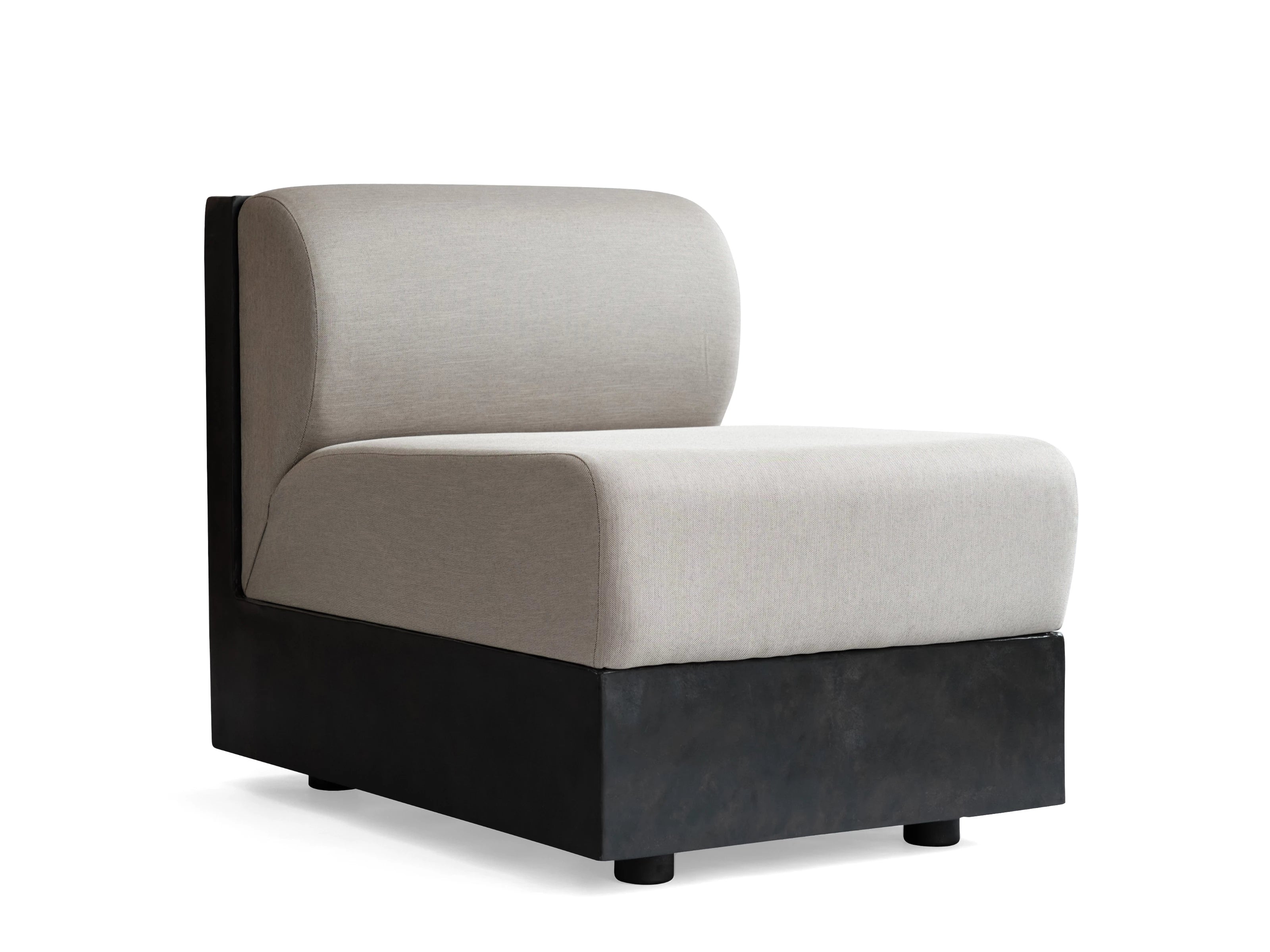 Tribu Lounge Chair