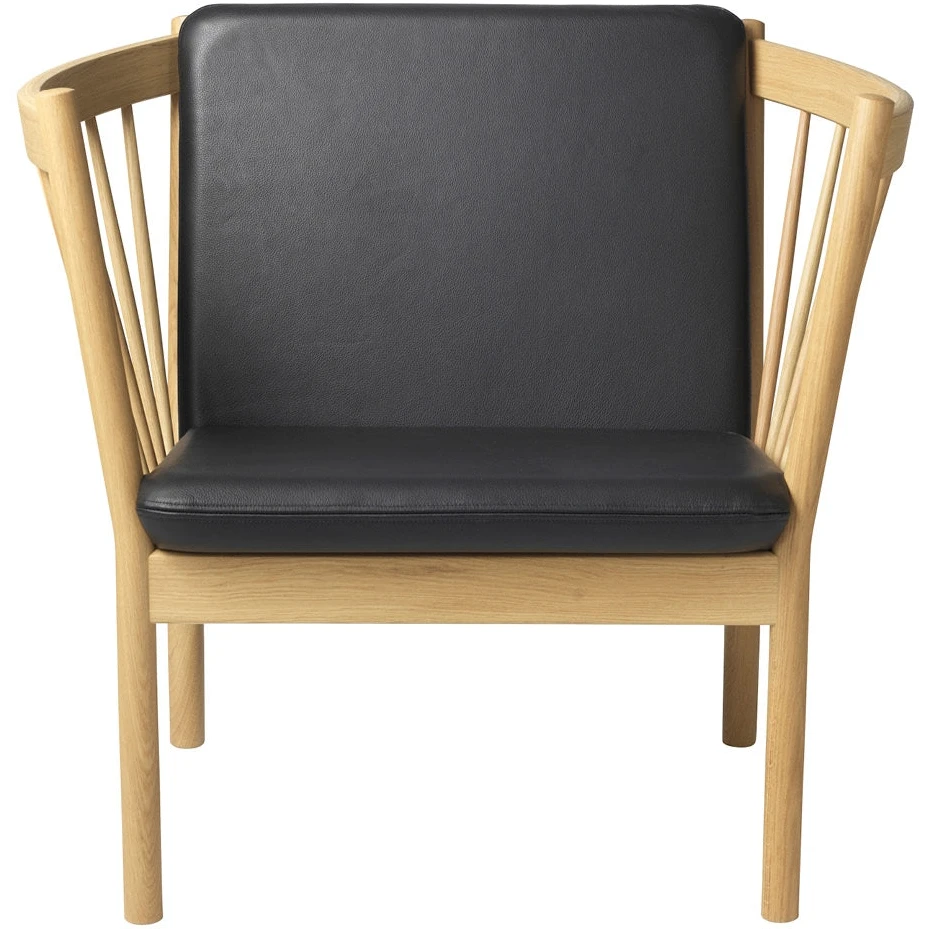 J146 Easy Armchair - lacquered oak