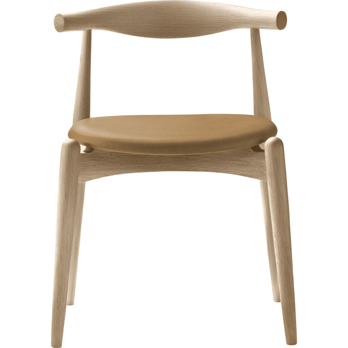 Photo of Carl Hansen - Ch20, Soaped oak, Leather group B Thor - 325 - Dining chairs - Hans J. Wegner - Wood