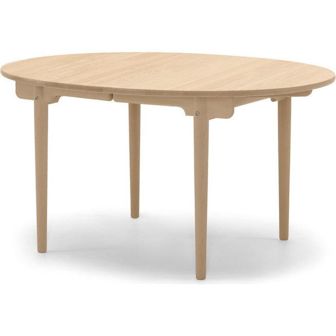 Photo of Ch337 Dining Table From Carl Hansen & Søn