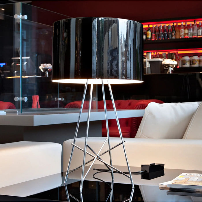 Photo of Ray Table Lamp 1