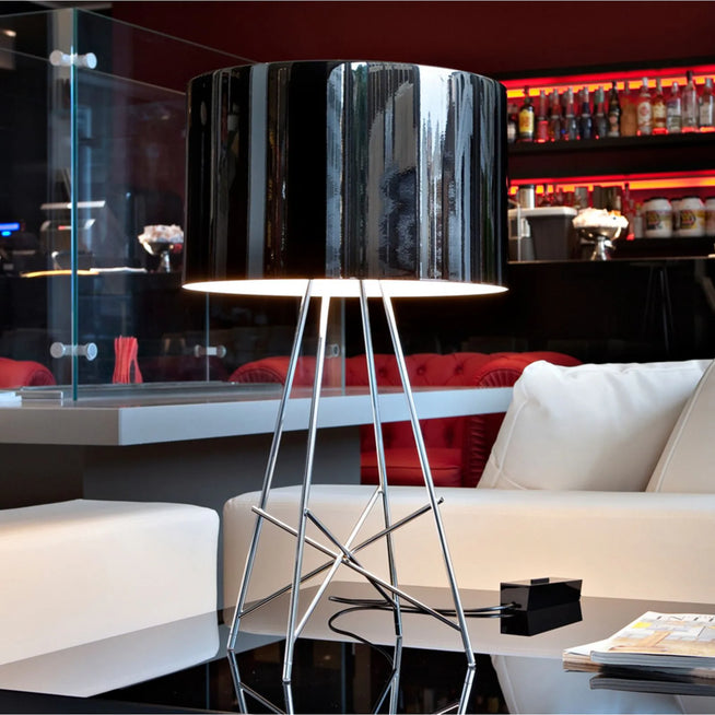 Photo of Ray Table Lamp 1