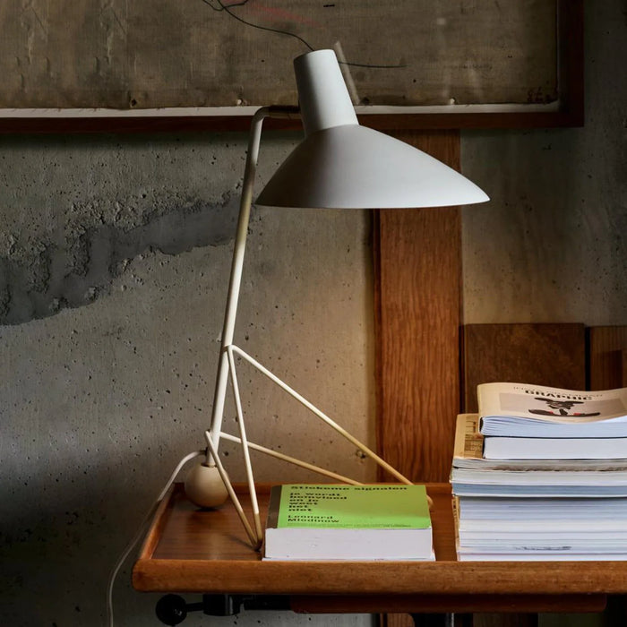 Photo of Tripod HM9 Table Lamp