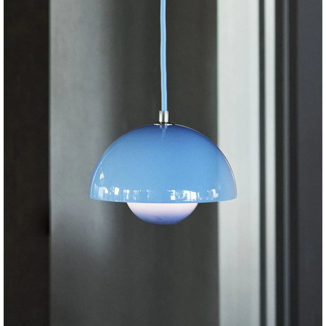 Photo of Flowerpot VP10 Pendant Lamp