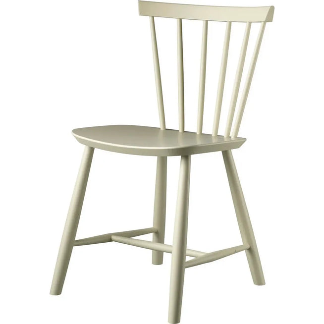 Photo of J46 Chair Beech